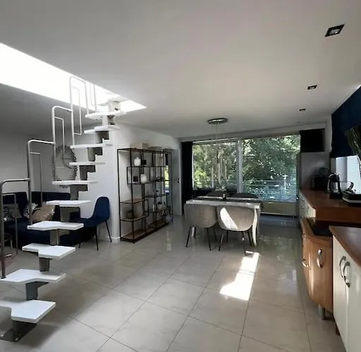 Villa S&M